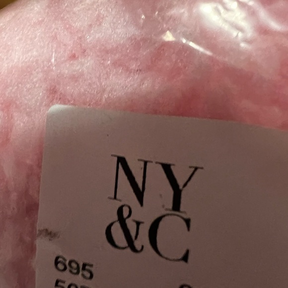 NWT-NYC Pink Fleece Bomber Jacket - Picture 4 of 4